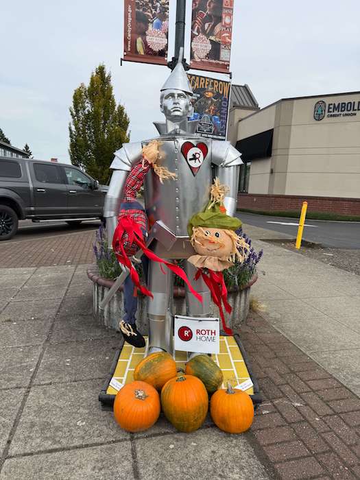 Downtown Canby Scarecrow Contest